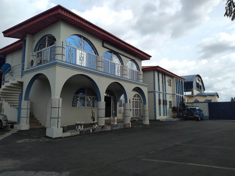 BLUE AND WHITE HOTEL AND SUITES